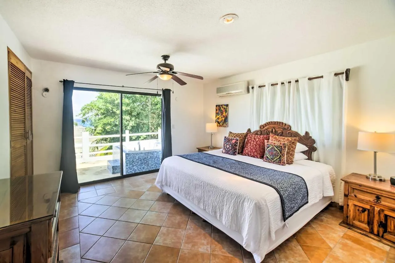 Gorgeous Penthouse Villa With Deck And Ocean Views! Cozumel Mexico